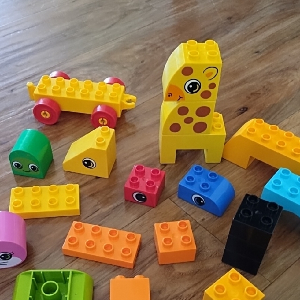 LEGO Building Blocks - Picture 3 of 6
